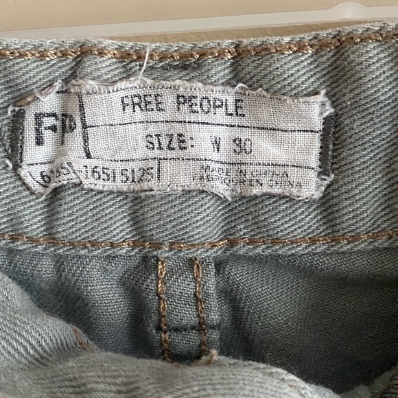 Free People edged shorts - Picture 3 of 4